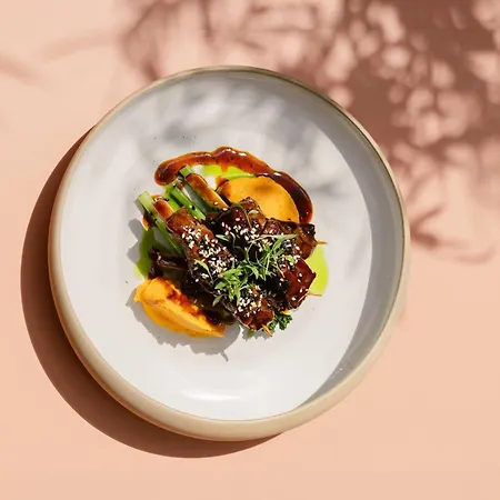 Kimpton Main Frankfurt By Ihg