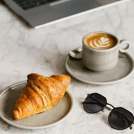 Kimpton Main Frankfurt By Ihg