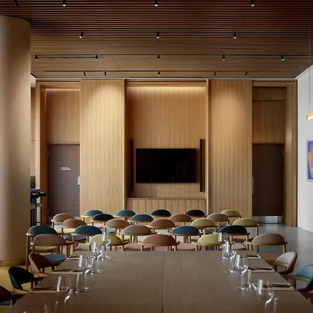 Kimpton Main Frankfurt By Ihg פרנקפורט