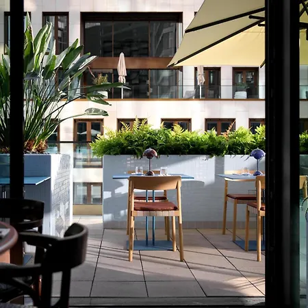 Kimpton Main Frankfurt By Ihg 5* פרנקפורט
