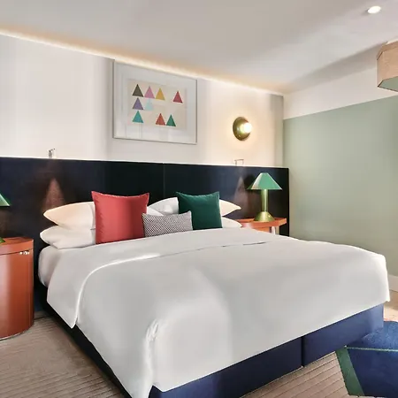 Kimpton Main Frankfurt By Ihg Hotel