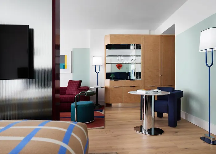 Kimpton Main Frankfurt By Ihg Hotel